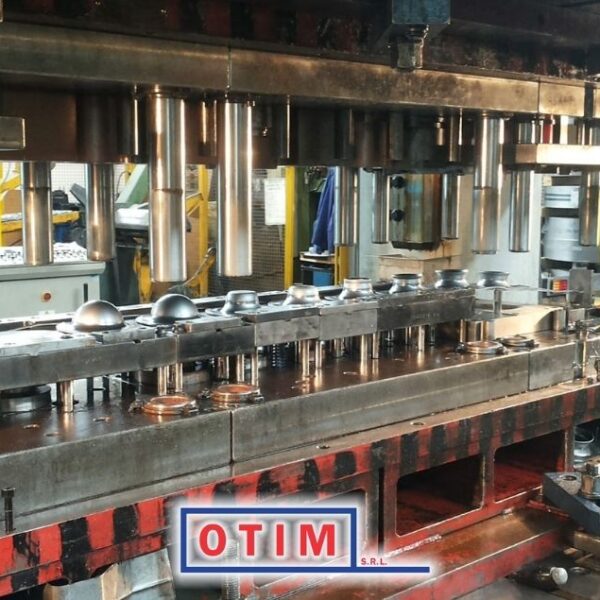 Trova azienda specializzata tranciatura e imbutitura conto terzi made in Italy a Bergamo da OTIM