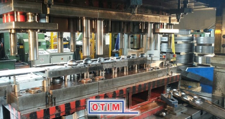 Trova azienda specializzata tranciatura e imbutitura conto terzi made in Italy a Bergamo da OTIM