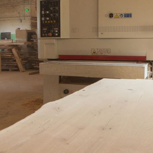 Realizzazione-mobili-su-misura-a-Bergamo-da-Cuni-Legno